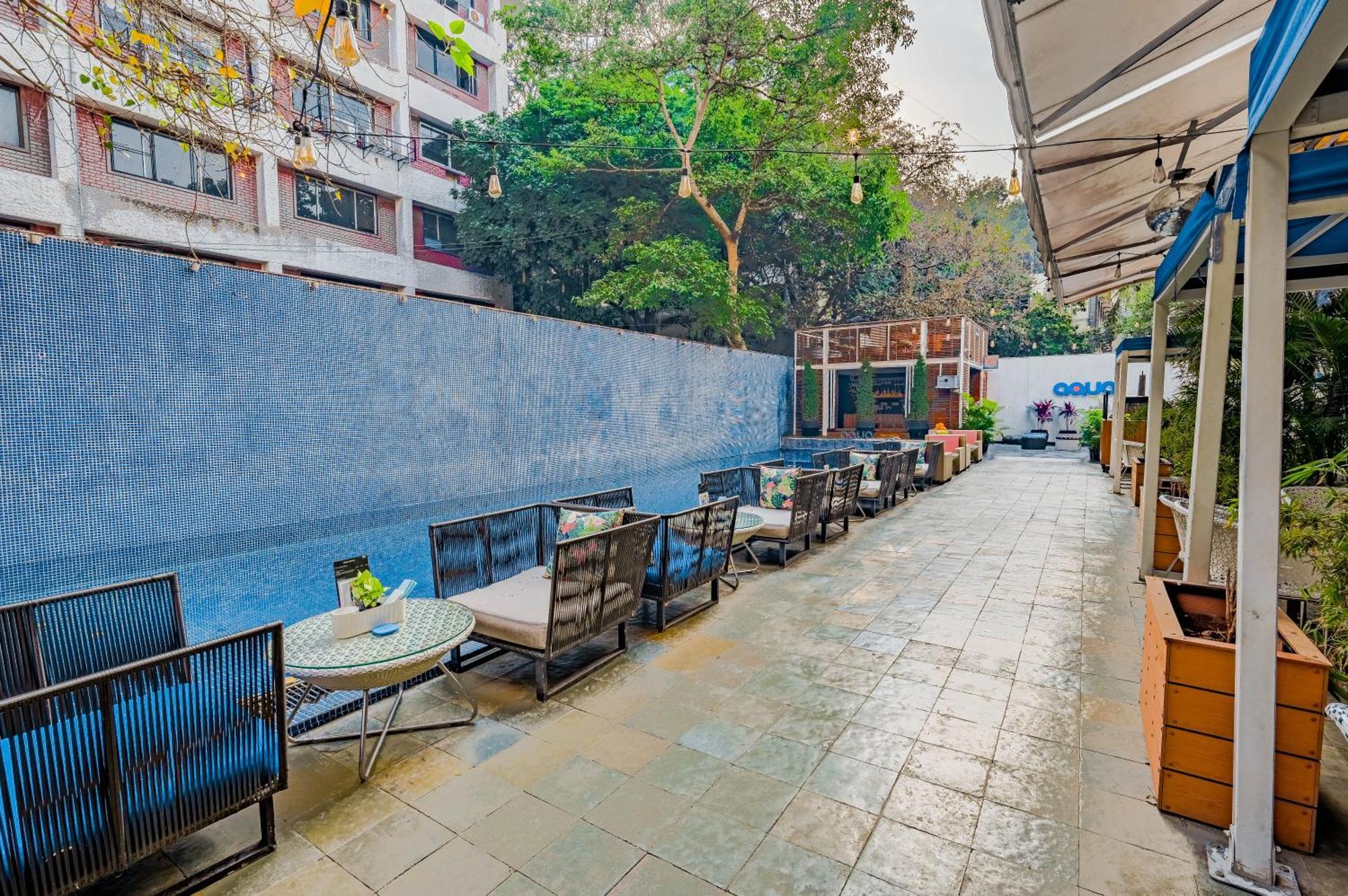 The Park Bangalore Hotel Exterior photo